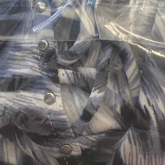 QVC Attitudes by Renee Global Illusions Printed Tunic Snow Leopard Small NIP - Picture 4 of 6